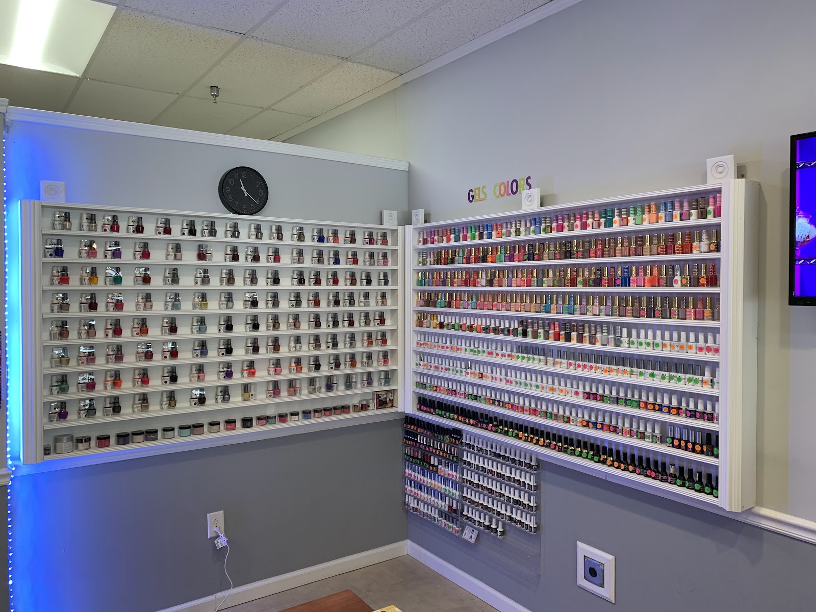 VN Nails & Spa nail work in Apex, North Carolina